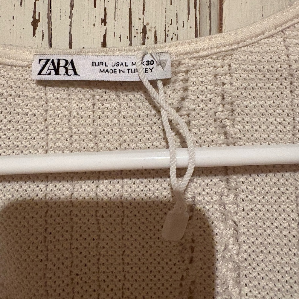 Zara Ruffle Crop Sweater Tank - Picture 5 of 5